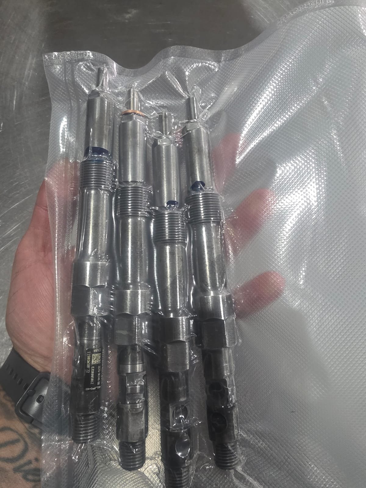 Juego de Inyectores Mercedes Benz Sprinter 415 - 515 - Imagen 5